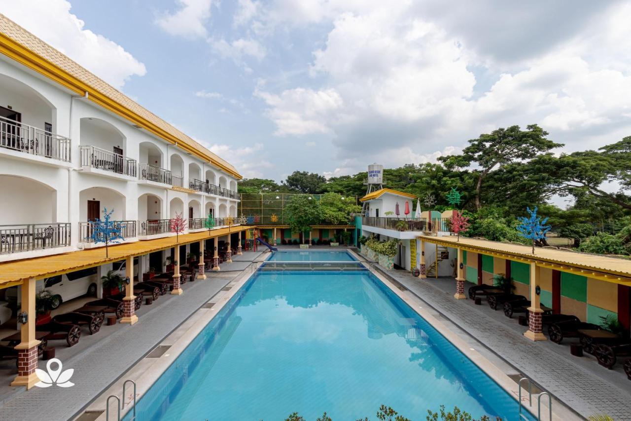 Zen Rooms Rosario Resort Батангас Экстерьер фото